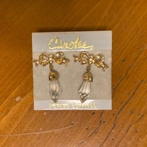 Vintage Dangly Carolee Earrings